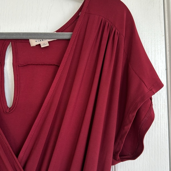 Gilli Burgandy V Neck Jumpsuit - Picture 9 of 14